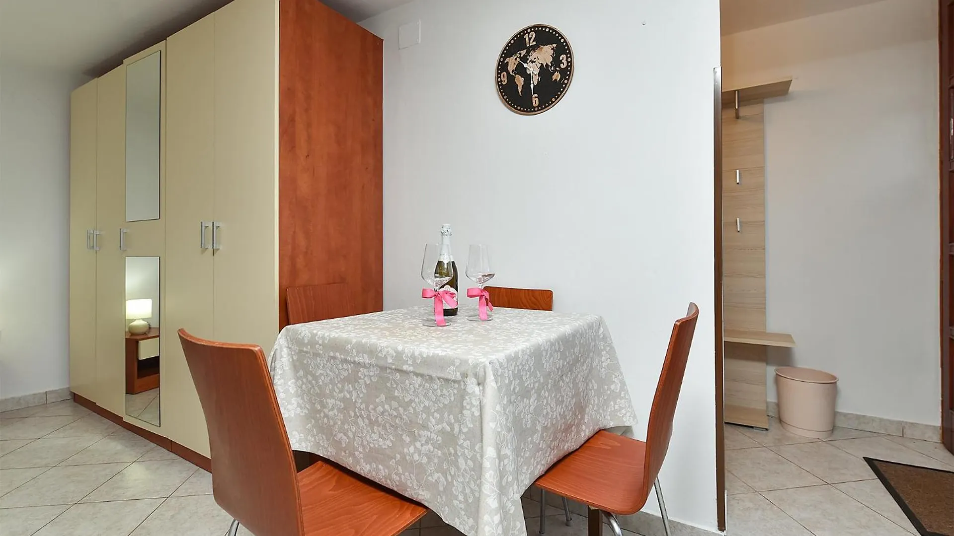 Apartments And Rooms Murage 2369 Barbariga